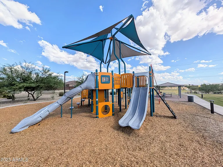 24458 W Verlea Dr — Photo 55