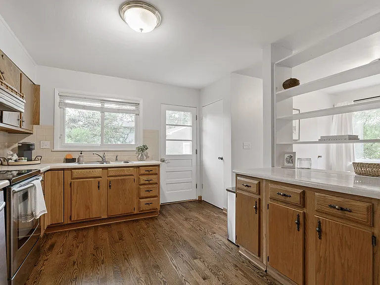 2695 Bristol Rd — Photo 21