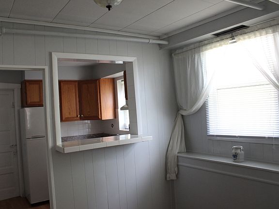 5th image of 4721 W Hutchinson St