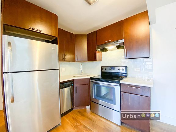 2nd image of 346 Grand St #3F