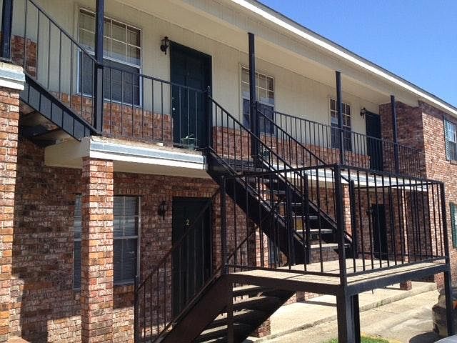 2nd image of 117 N 36th Ave APT 8