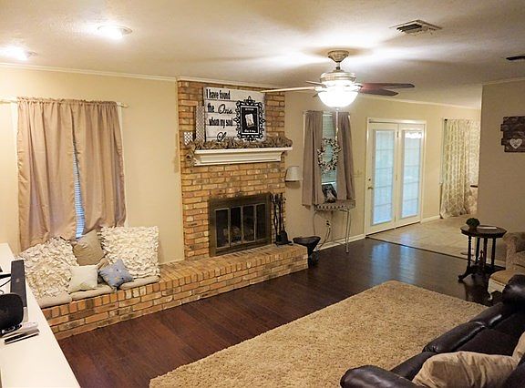 4th image of 311 Trailwood Cir