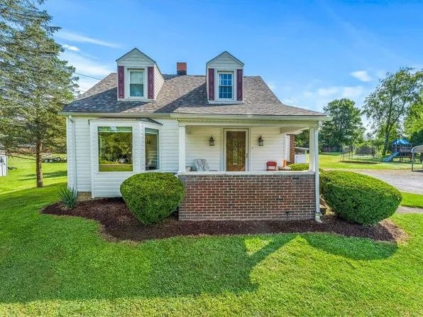 3756 Tamarack Dr, Sharpsville, PA 16150