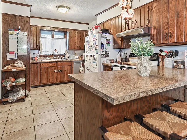 41 Trout Brook Dr — Photo 33