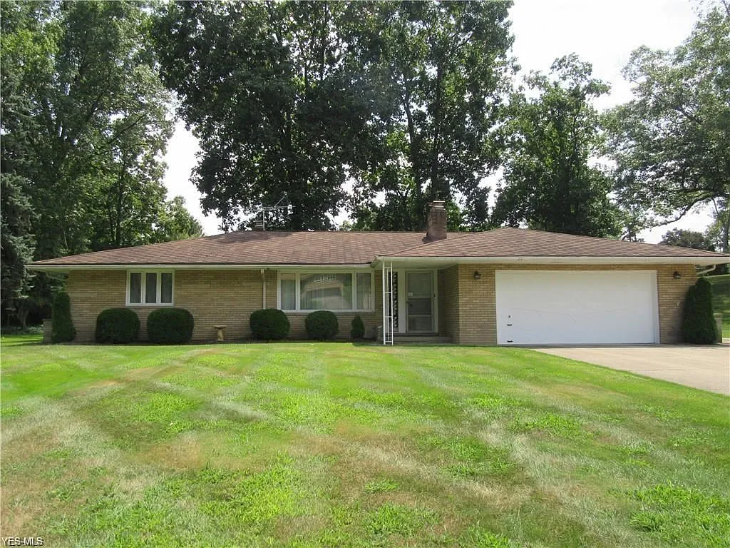 7522 Amber Ln photo 1