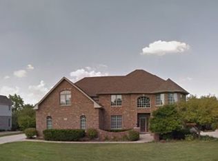 1604 Darien Club Dr, Darien, IL