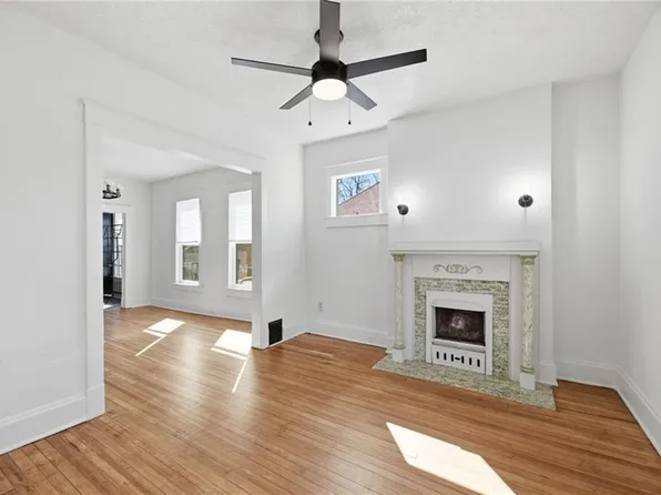 3327 Garfield Ave, Kansas City, MO 64109