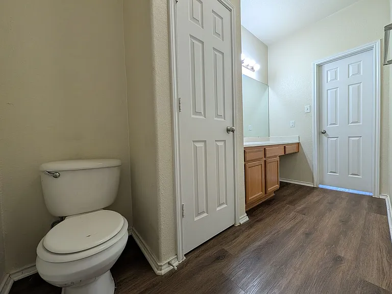 341 Placid Mdw — Photo 16