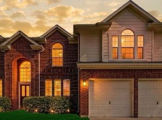 10319 Stan Brook Dr, Houston, TX 77089