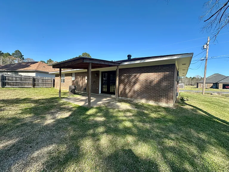 301 Laura Wilkes Rd — Photo 23