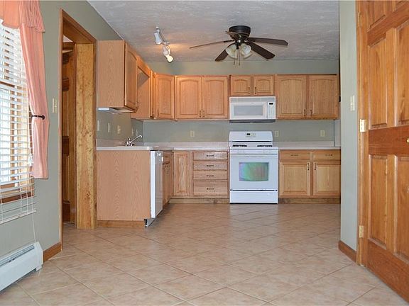 4th image of 113 Mill Creek Ln