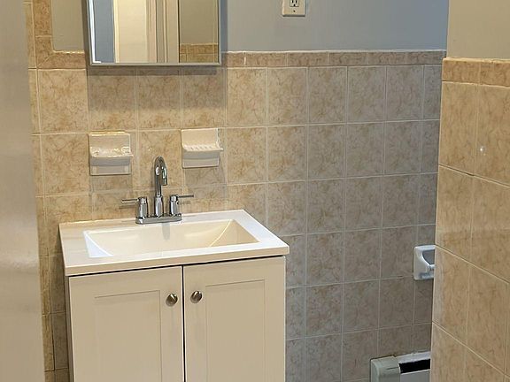 5th image of 88 Mount Prospect Ave #2D