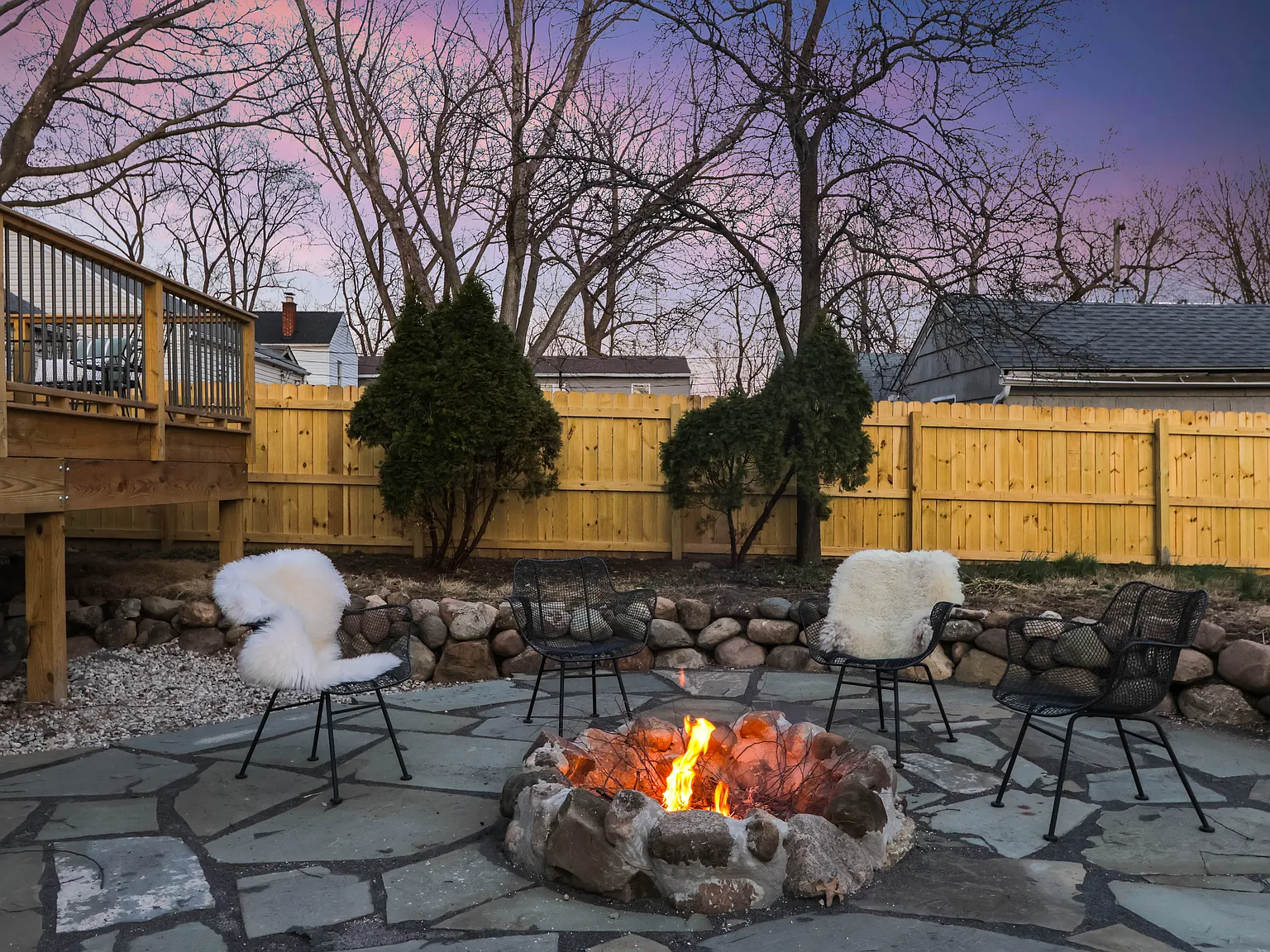 4 bed, 1329 sqft, $6,500 — Photo 4
