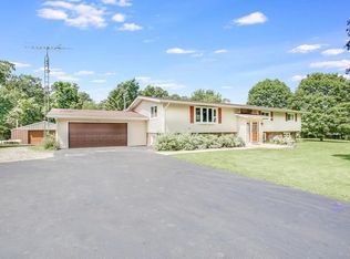 9032 236th Ave, Salem, WI 53168