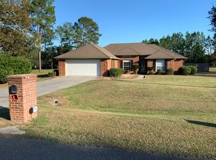 4858 Timberwood Dr, Hahira, GA 31632