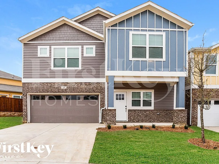 315 Niki Dr — Photo 1
