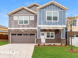 315 Niki Dr, Lewisville, TX 75057