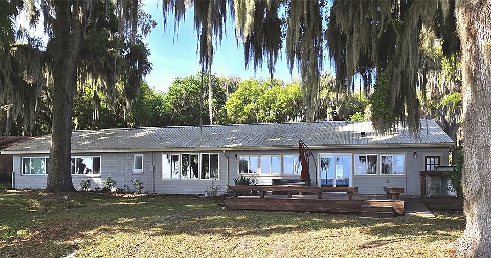 1st image of 8021 NE 221ST STREET