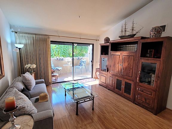 5th image of 222 N Calle El Segundo APT 563