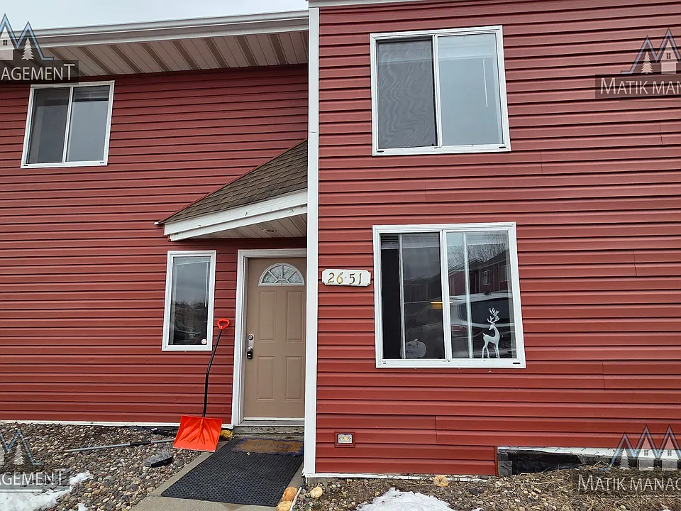 2651 Malmquist Ave