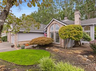 31400 SW Village Green Ct, Wilsonville, OR 97070
