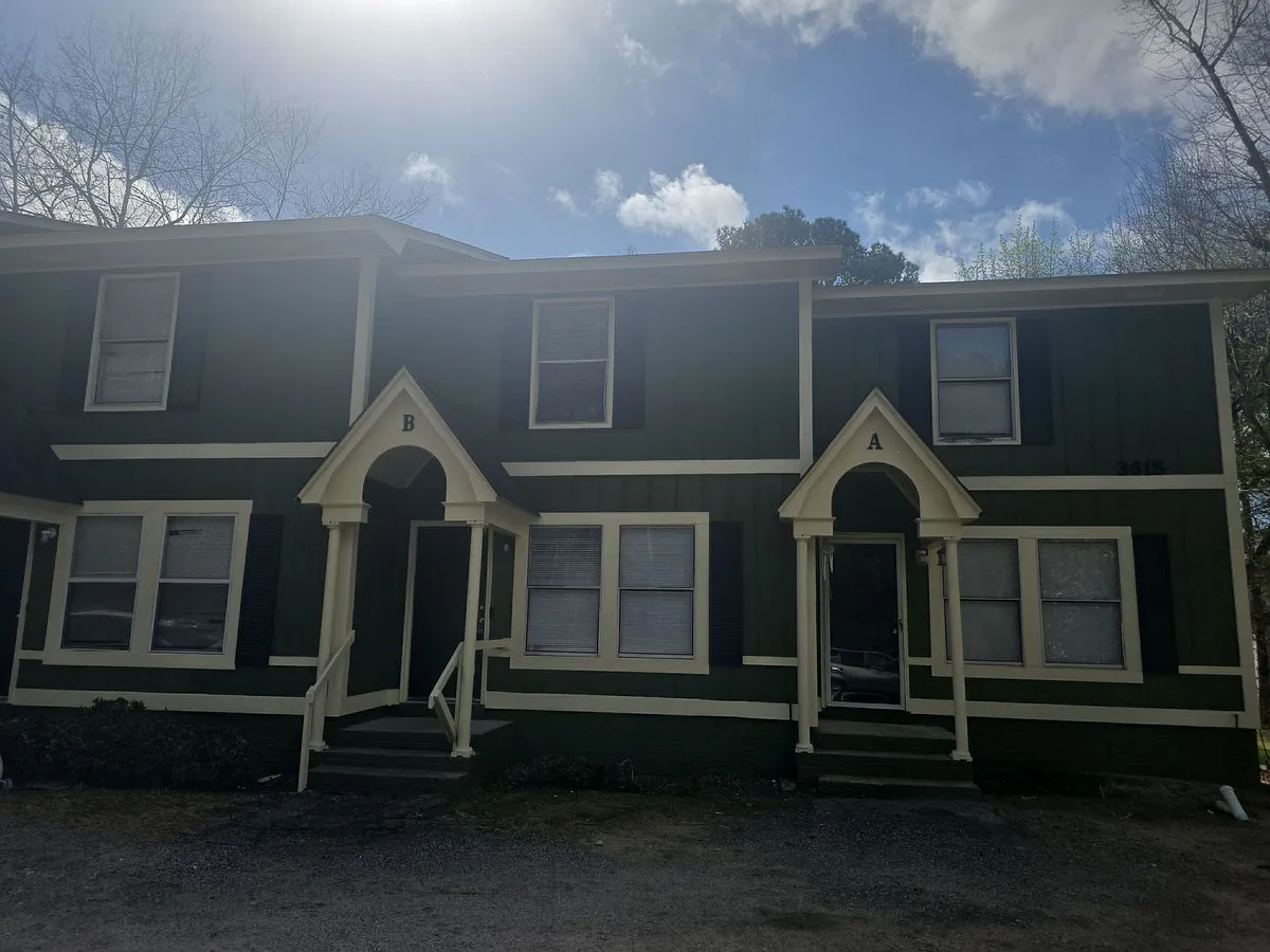 Building Photo - 3618B Medical Dr
