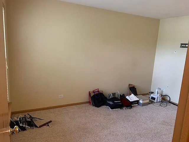 2nd bedroom (guest bedroom)
