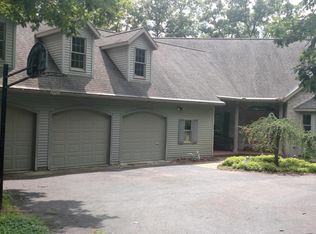 13164 Bowen Lake Dr NE, Gowen, MI 49326