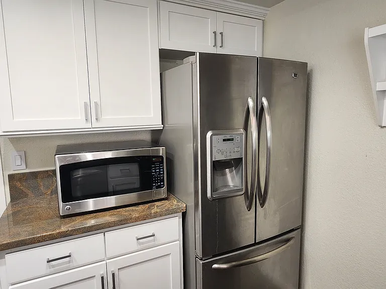 819 Monty Cir — Photo 11
