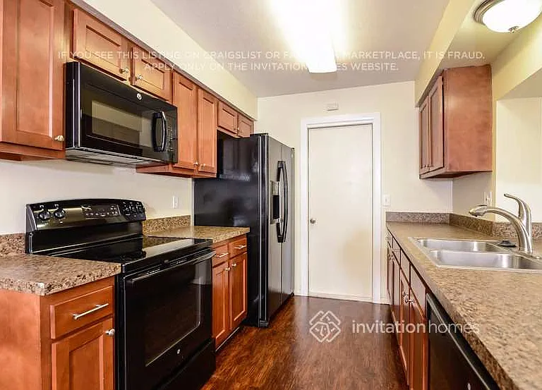 5348 Colewood Pl — Photo 11