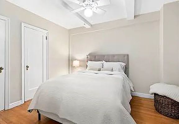 4th image of 102 E 22nd St APT 2D