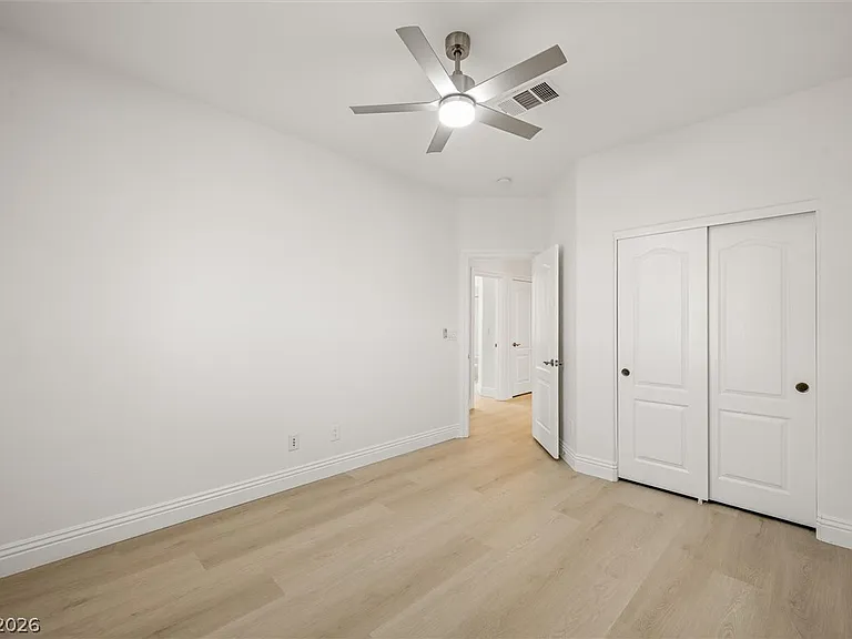 1087 Luna Eclipse Ln #2 — Photo 31