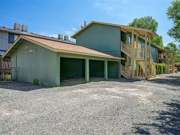 2nd image of 843 Sunset Ave #B