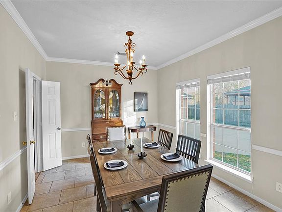 5th image of 3910 Breezeway Drive Drive