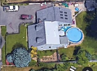 98 Granby Rd, South Hadley, MA 01075