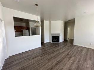 536 Yellow Meadow Ct UNIT D, Bakersfield, CA 93308