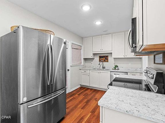 5th image of 414 S Palo Alto Ave
