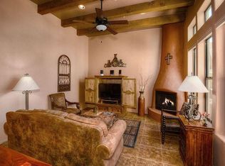 407 Post Way, Tubac, AZ 85646