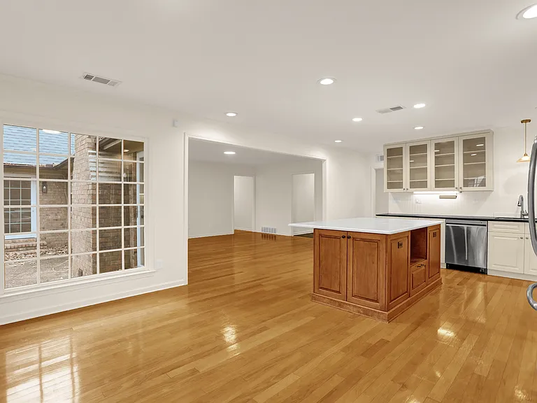 7255 Penbrook Cv — Photo 8