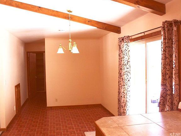 5th image of 935 Kekin St