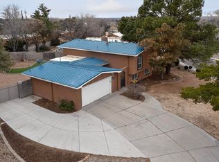 9204 Orlando Pl NE, Albuquerque, NM 87111