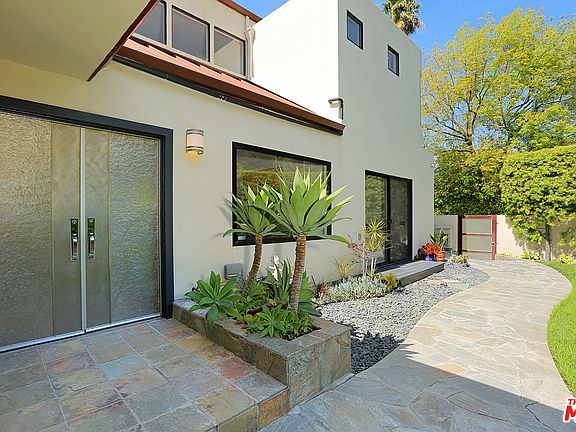 3rd image of 2356 Bronson Hill Dr