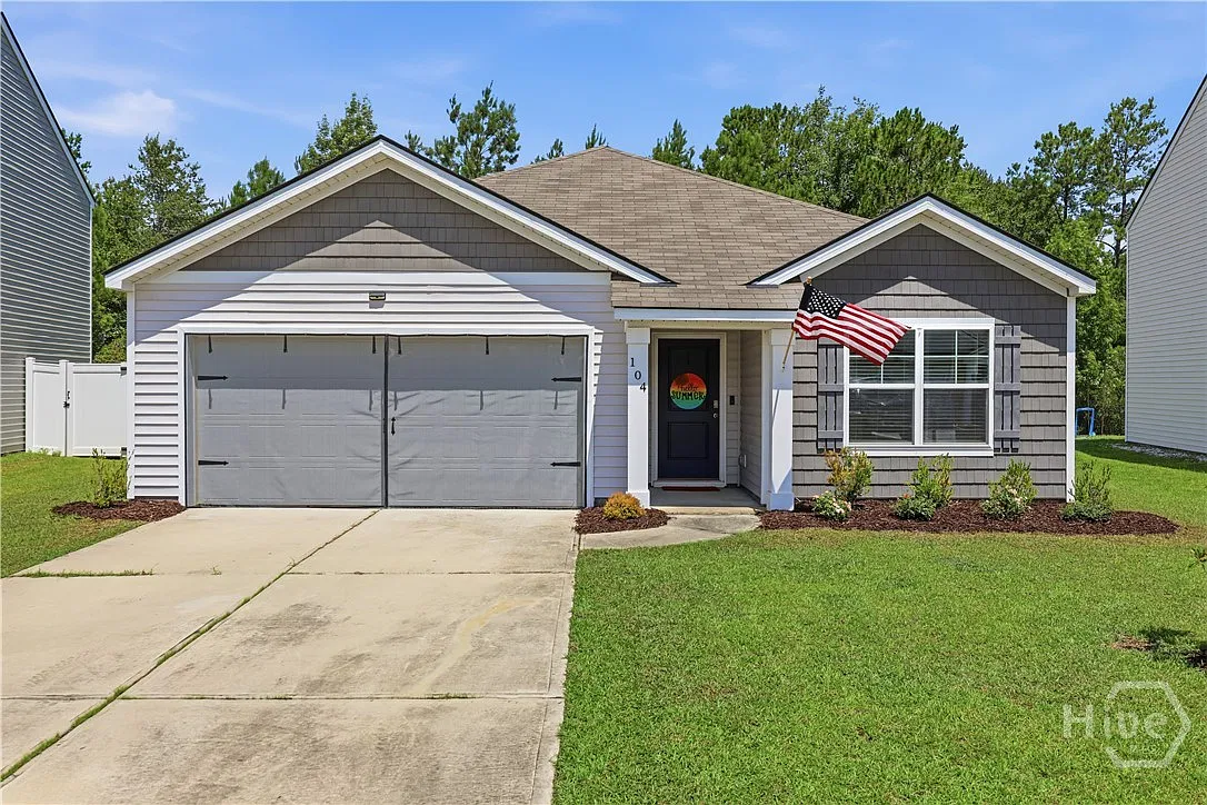 3 bed, 2.0 bath, 1578 sqft, $2,250 — Photo 1