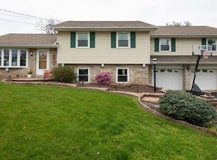 1827 E Cedarville Rd, Pottstown, PA 19465