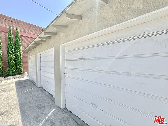 3rd image of 9038 Reading Ave