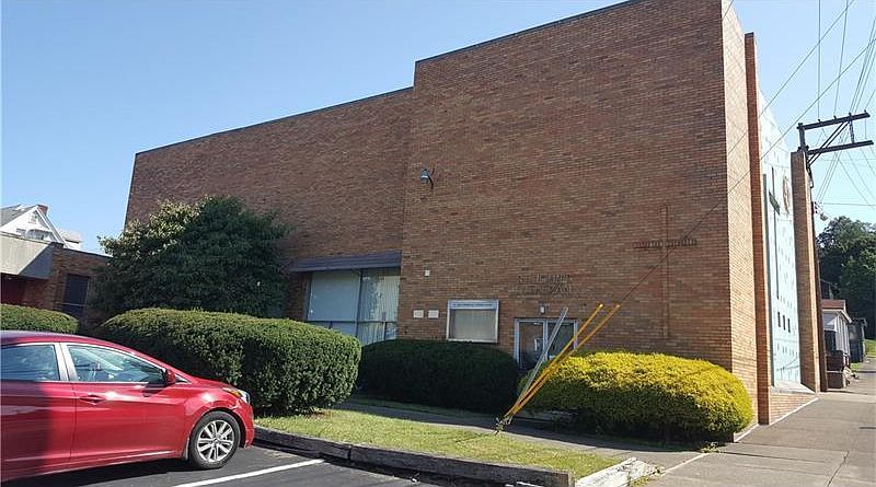 2nd image of 329 9th St
