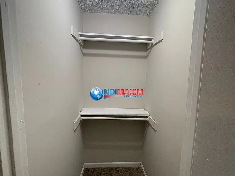 493 Stone Mountain St #V4 — Photo 6