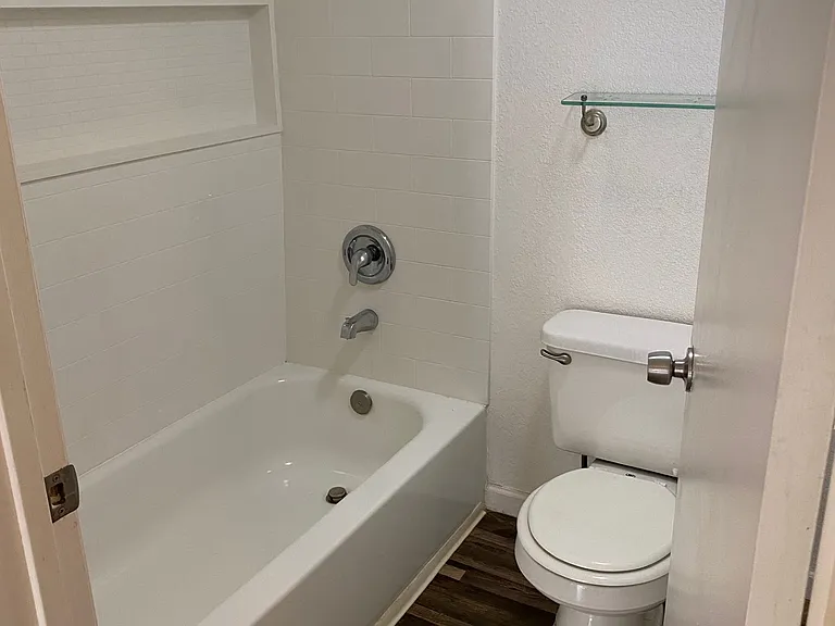29599 Vanderbilt St #2 — Photo 14