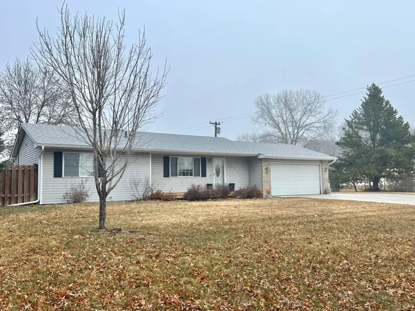 1102 17th St N, Princeton, MN 55371