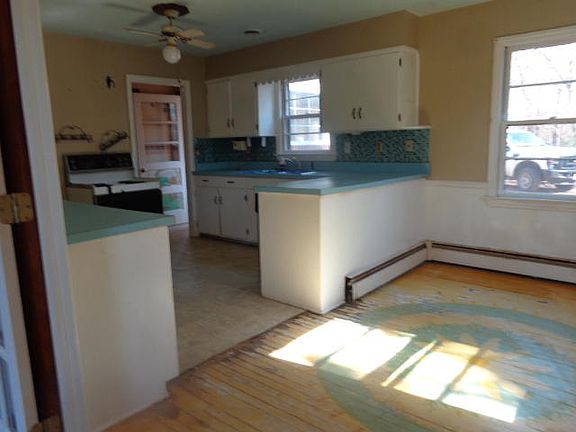 3rd image of 50 Cashmill Pl